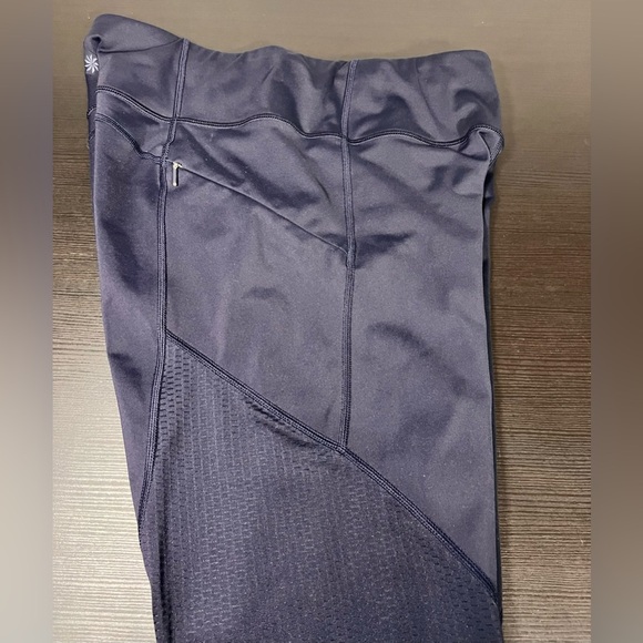 Athleta navy capri leggings yoga pants sz MT Women’s - Picture 7 of 7